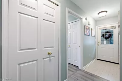 3284 Lenox Village Drive #104, Fairlawn, OH 44333 - Photo 6