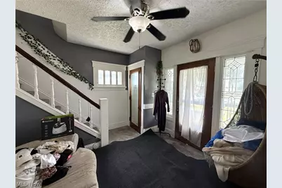 812 Clarendon Avenue NW, Canton, OH 44708 - Photo 6