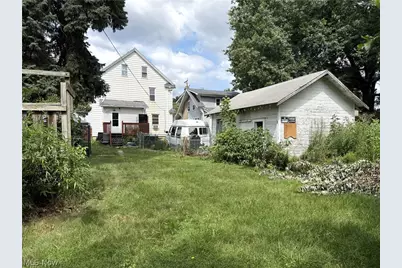 812 Clarendon Avenue NW, Canton, OH 44708 - Photo 32