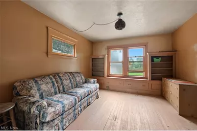8006 Halle Avenue, Loveland, OH 44102 - Photo 6