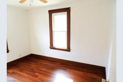 3800 Olive Street, Shadyside, OH 43947 - Photo 10