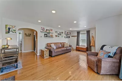 31 Island Drive, Poland, OH 44514 - Photo 2