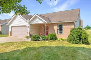 105 Northcliff Ln, Rittman, OH 44270 - Photo 2