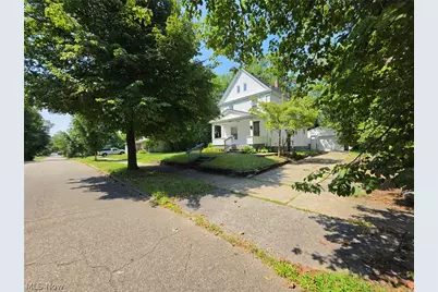 958 Haynes, Akron, OH 44307 - Photo 1