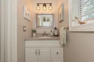 5778 Green Cir, Willoughby, OH 44094 - Photo 26