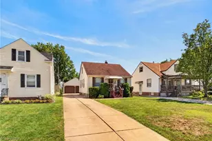 29014 Norman Ave, Wickliffe, OH 44092 - Photo 2