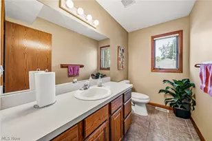 1452 Lake Vue Dr, Roaming Shores, OH 44085 - Photo 18