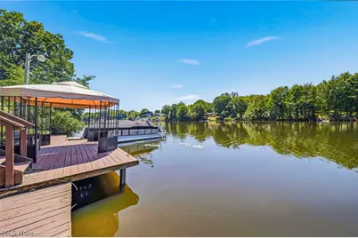 1452 Lake Vue Drive, Roaming Shores, OH 44085 - Photo 4