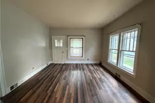 2048 Grafton Rd, Elyria, OH 44035 - Photo 12