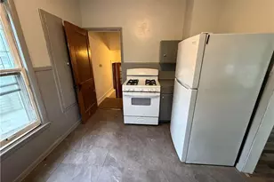 2048 Grafton Rd, Elyria, OH 44035 - Photo 8