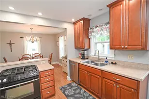 482 Ewing Rd, Youngstown, OH 44512 - Photo 14