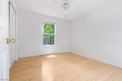 477 Allyn Street, Akron, OH 44304 - Photo 8