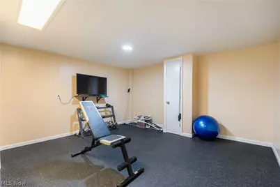 7593 Panther Avenue NE, Canton, OH 44721 - Photo 34