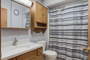 2260 Englewood Ave, Akron, OH 44312 - Photo 18