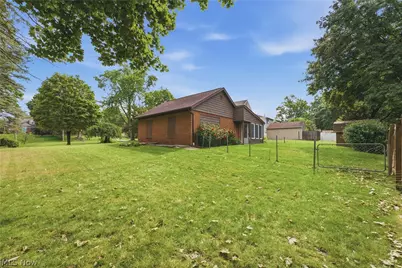 2260 Englewood Avenue, Akron, OH 44312 - Photo 30