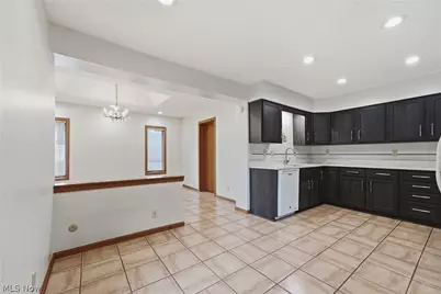 2260 Englewood Avenue, Akron, OH 44312 - Photo 12