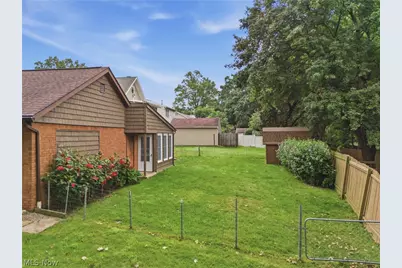 2260 Englewood Avenue, Akron, OH 44312 - Photo 26
