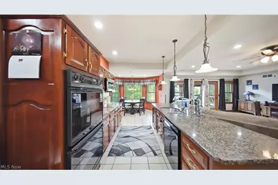 198 Saint Andrews Boulevard, Belpre, OH 45714 - Photo 8