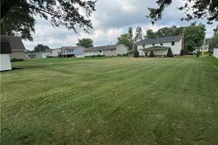 2370 Oak Trace St, Youngstown, OH 44515 - Photo 10