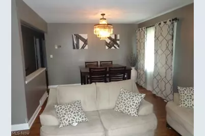 979 E Decker Drive, Green Hills, OH 44131 - Photo 8