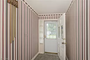1987 Burlington Rd, Akron, OH 44313 - Photo 2