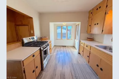 3503 South Avenue SE, New Philadelphia, OH 44663 - Photo 8