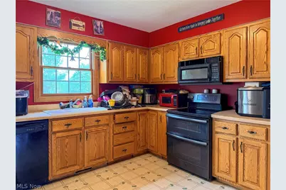 412 Lattimer Road W, Shiloh, OH 44878 - Photo 8