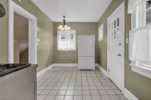 490 Dorchester Rd, Akron, OH 44320 - Photo 22