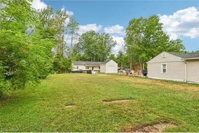 4869 Presidential Avenue, Geneva on the Lake, OH 44041 - Photo 10