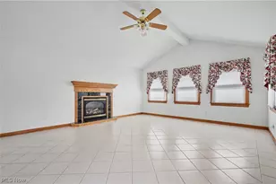 7436 Sugartree Dr, Youngstown, OH 44512 - Photo 8