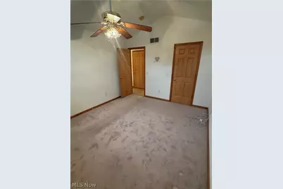 1437 Waters Edge Drive, Akron, OH 44313 - Photo 16