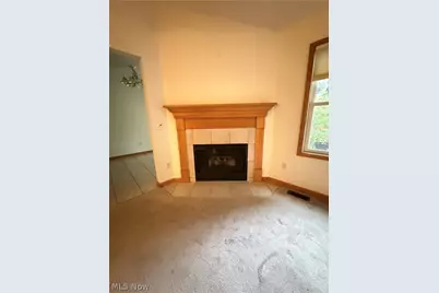 1437 Waters Edge Drive, Akron, OH 44313 - Photo 4