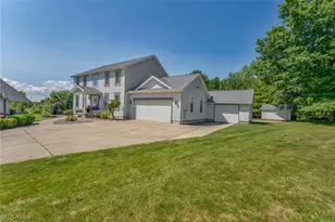 4200 W Candy Apple Ct, New Middletown, OH 44442 - Photo 2