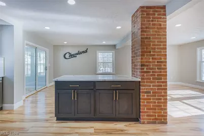 19013 Chagrin Boulevard, Huber Heights, OH 44122 - Photo 6