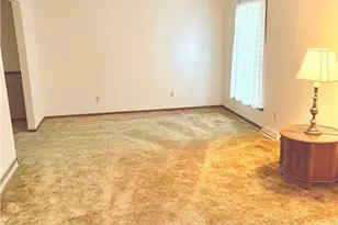47690 Watson Rd, St Clairsville, OH 43950 - Photo 10