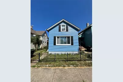 2751 W 32nd Street, Loveland, OH 44113 - Photo 2