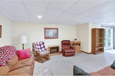 213 Crestland Avenue NW, North Canton, OH 44720 - Photo 34