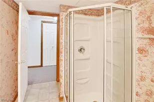 213 Crestland Ave NW, North Canton, OH 44720 - Photo 32