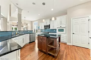 4240 St Anne's Ct, Avon, OH 44011 - Photo 6