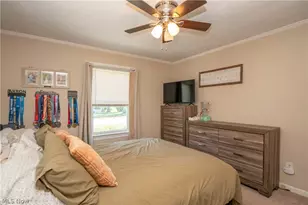 1041 Orchard Ave NE, North Canton, OH 44720 - Photo 14