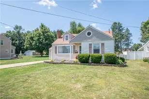 1041 Orchard Ave NE, North Canton, OH 44720 - Photo 32