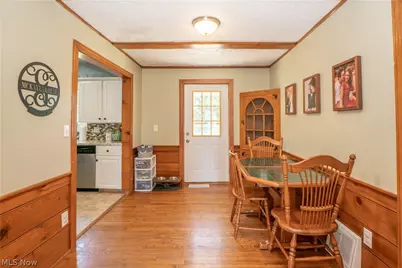 1041 Orchard Avenue NE, North Canton, OH 44720 - Photo 8