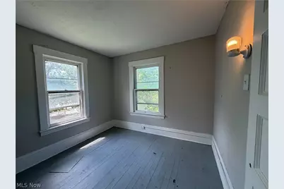 945 E 149th Street, Loveland, OH 44110 - Photo 8