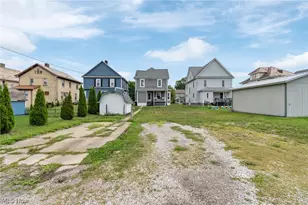 734 Tuscarawas Ave NW, New Philadelphia, OH 44663 - Photo 32