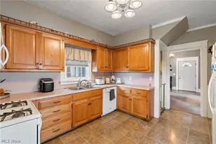 734 Tuscarawas Ave NW, New Philadelphia, OH 44663 - Photo 12
