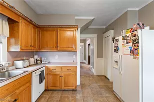 734 Tuscarawas Ave NW, New Philadelphia, OH 44663 - Photo 14