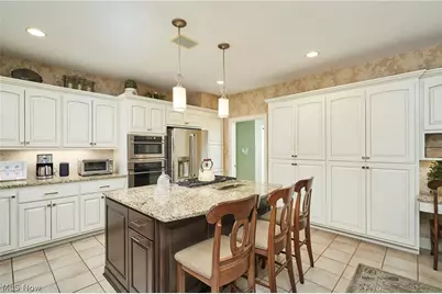 662 Heatherleigh Drive, Akron, OH 44333 - Photo 8