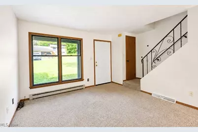 346 Greentree Place, Lisbon, OH 44432 - Photo 4
