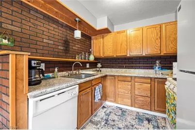 8585-8587 Manchester Avenue NW, Canal Fulton, OH 44614 - Photo 6