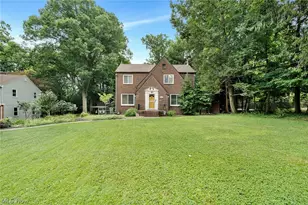 1173 Cherokee Dr, Youngstown, OH 44511 - Photo 4